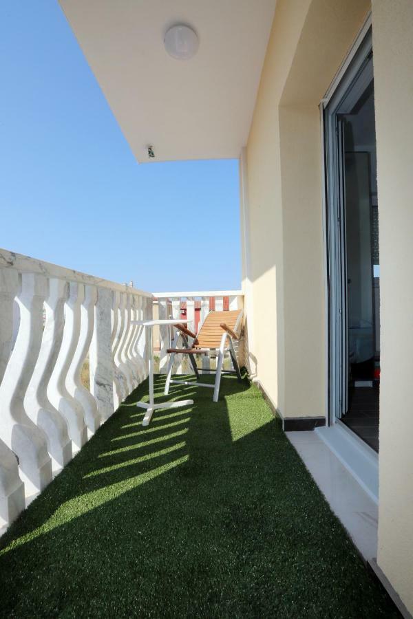Apartmani Ivan V Relax Vodice Luaran gambar