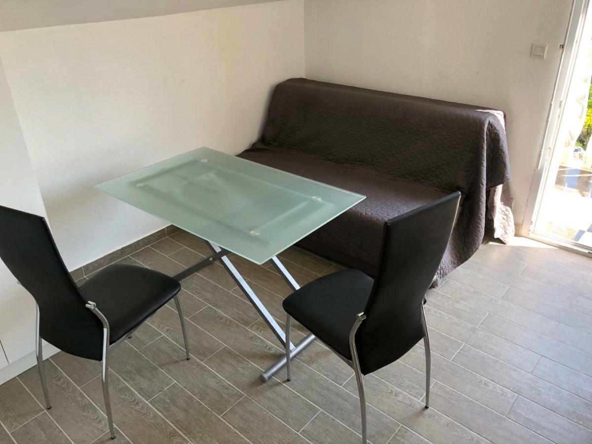 Apartmani Ivan V Relax Vodice Luaran gambar